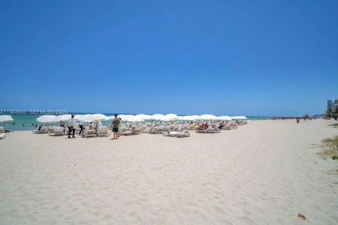 Купить кондоминиум в Санни-Айлс-Бич, Флорида 61.69м2, № 2027834 - фото 21