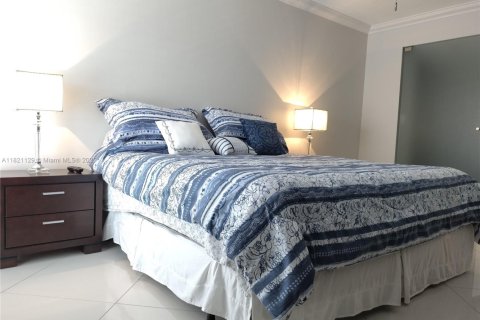 Copropriété à vendre à Key Biscayne, Floride: 2 chambres, 121.79 m2 № 1781440 - photo 15