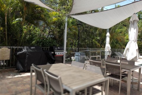 Copropriété à vendre à Key Biscayne, Floride: 2 chambres, 121.79 m2 № 1781440 - photo 23