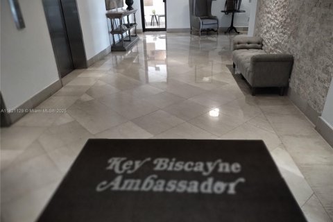 Copropriété à vendre à Key Biscayne, Floride: 2 chambres, 121.79 m2 № 1781440 - photo 1