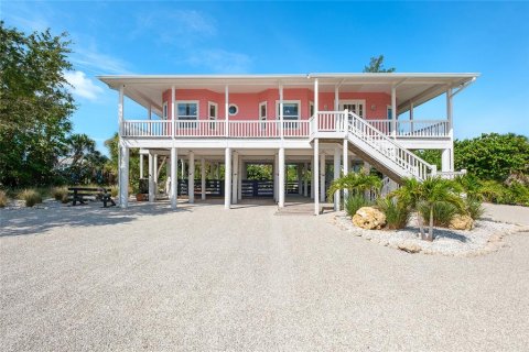 Villa ou maison à vendre à Placida, Floride: 3 chambres, 142.7 m2 № 2277047 - photo 2