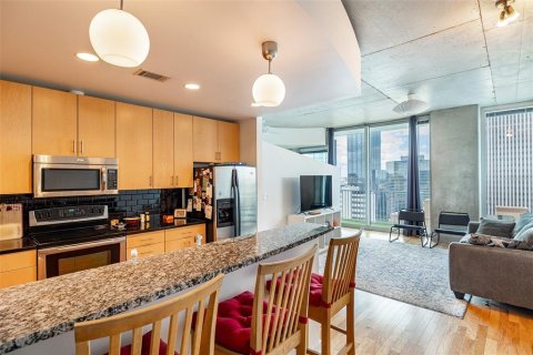 Condominio en alquiler en Tampa, Florida, 1 dormitorio, 78.6 m2 № 2321733 - foto 7