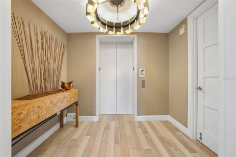 Condo in Tampa, Florida, 3 bedrooms  № 2376589 - photo 4