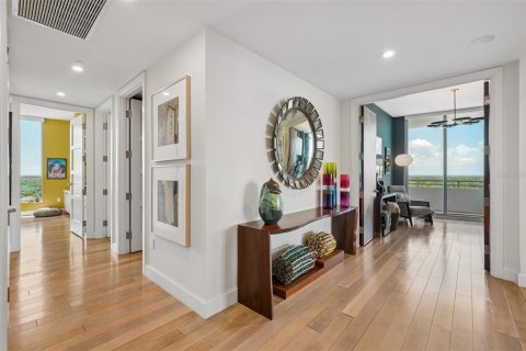 Condo in Tampa, Florida, 3 bedrooms  № 2376589 - photo 7
