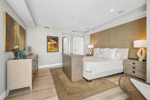 Condo in Tampa, Florida, 3 bedrooms  № 2376589 - photo 29