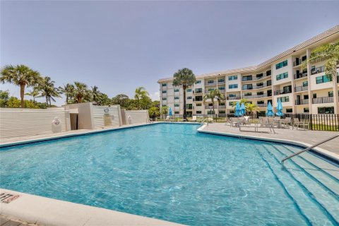 Condo in Fort Lauderdale, Florida, 2 bedrooms № 2083269 - photo 28