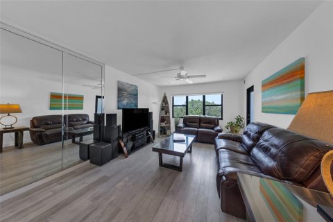 Condo in Fort Lauderdale, Florida, 2 bedrooms № 2083269 - photo 12