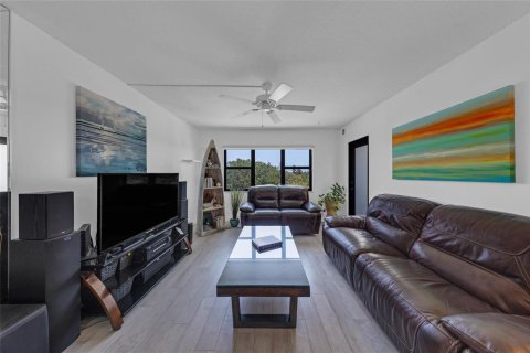 Condo in Fort Lauderdale, Florida, 2 bedrooms № 2083269 - photo 14