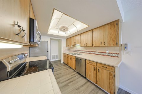 Купить кондоминиум в Сан-Сити-Центр, Флорида 7 комнат, 172.52м2, № 1767389 - фото 19