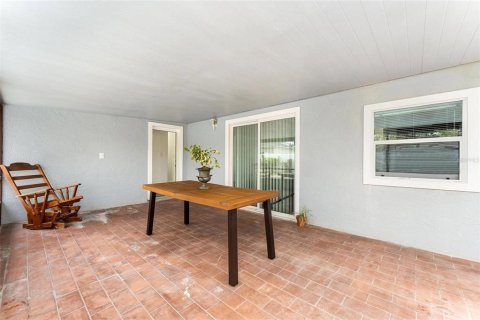 Villa ou maison à vendre à Kissimmee, Floride: 4 chambres, 166.67 m2 № 2211405 - photo 8