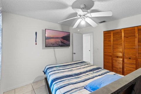 Casa en venta en Poinciana, Florida, 3 dormitorios, 130.25 m2 № 1822378 - foto 12