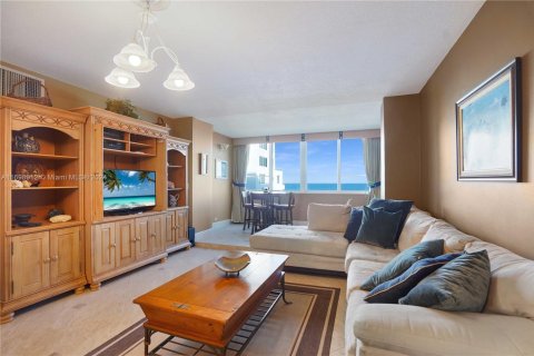 Copropriété à louer à Miami Beach, Floride: 1 chambre, 90.77 m2 № 1730055 - photo 9