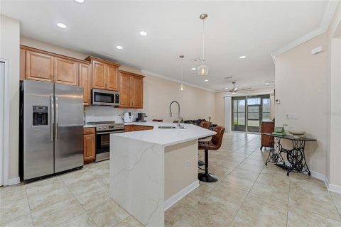 Villa ou maison à vendre à Clermont, Floride: 2 chambres, 127.65 m2 № 2209792 - photo 2