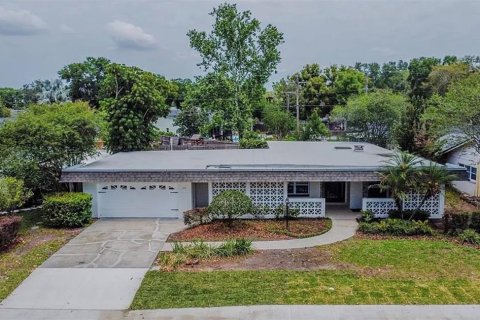 Casa en alquiler en Maitland, Florida, 4 dormitorios, 206.06 m2 № 1918456 - foto 1