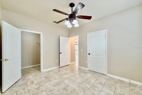 Condo in Tampa, Florida, 2 bedrooms  № 2225726 - photo 28