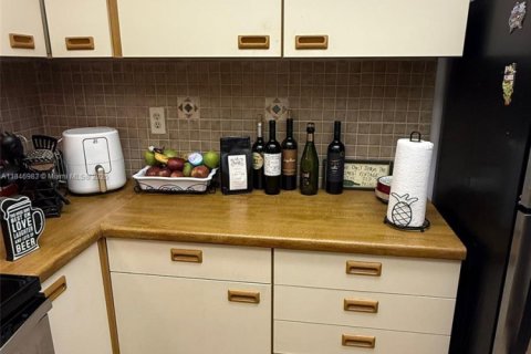 Купить кондоминиум в Майами, Флорида 2 спальни, 87.33м2, № 1935854 - фото 4