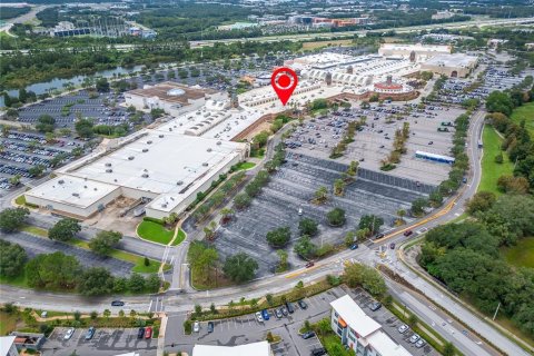 Commercial property in Brandon, Florida № 1334990 - photo 22