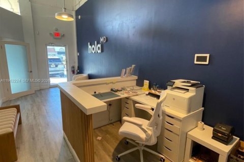 Immobilier commercial à vendre à Sweetwater, Floride № 2026282 - photo 4