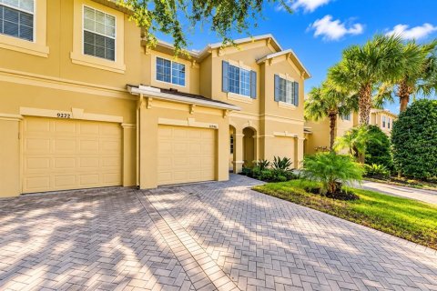 Touwnhouse à vendre à Riverview, Floride: 3 chambres, 178.37 m2 № 2399298 - photo 2