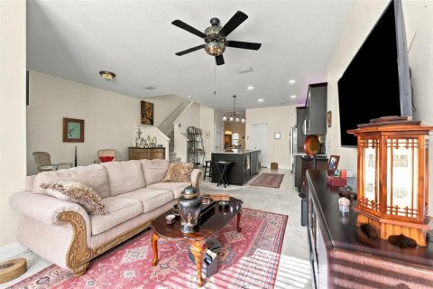 Touwnhouse à vendre à Riverview, Floride: 3 chambres, 178.37 m2 № 2399298 - photo 18