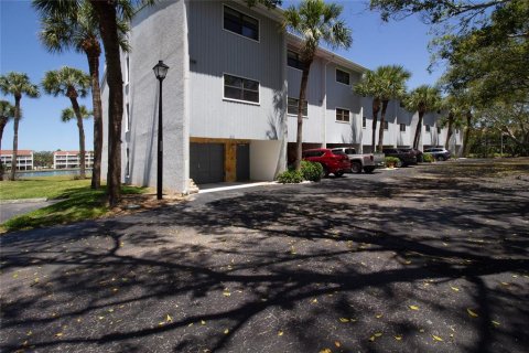 Adosado en venta en Treasure Island, Florida, 2 dormitorios, 134.71 m2 № 1687584 - foto 3