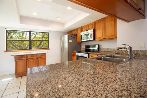 Adosado en venta en Treasure Island, Florida, 2 dormitorios, 134.71 m2 № 1687584 - foto 8