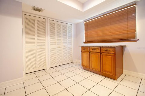 Adosado en venta en Treasure Island, Florida, 2 dormitorios, 134.71 m2 № 1687584 - foto 11