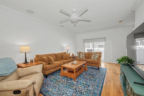 Touwnhouse à vendre à Tampa, Floride: 2 chambres, 113.71 m2 № 2319273 - photo 9