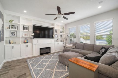Villa ou maison à louer à Lutz, Floride: 4 chambres, 244.7 m2 № 2418717 - photo 6
