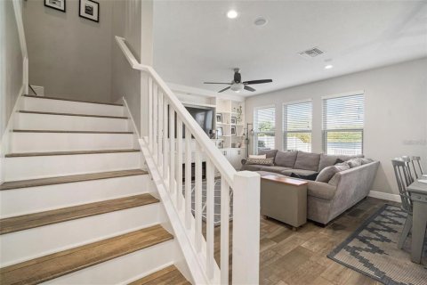 Villa ou maison à louer à Lutz, Floride: 4 chambres, 244.7 m2 № 2418717 - photo 7