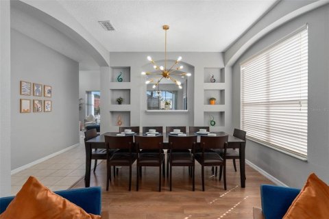 Casa en alquiler en Davenport, Florida, 7 dormitorios, 257.43 m2 № 1907381 - foto 6