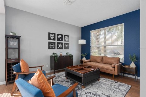 Casa en alquiler en Davenport, Florida, 7 dormitorios, 257.43 m2 № 1907381 - foto 9