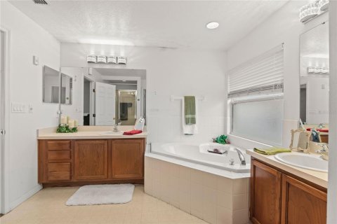 Casa en venta en Orange City, Florida, 3 dormitorios, 174.84 m2 № 1888451 - foto 21