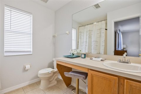Townhouse in Davenport, Florida 4 bedrooms, 137.68 sq.m. № 1613282 - photo 17