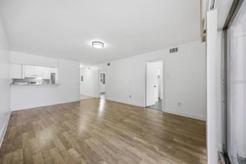 Copropriété à louer à Lakeland, Floride: 2 chambres, 78.04 m2 № 2409924 - photo 2