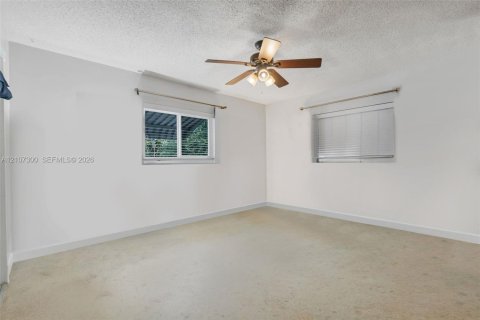 Immobilier commercial à vendre à Fort Lauderdale, Floride: 169.83 m2 № 2430039 - photo 18