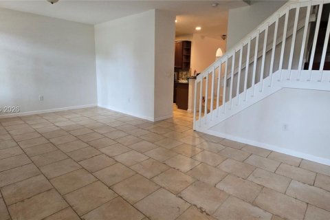 Townhouse in Homestead, Florida 3 bedrooms, 146.79 sq.m. № 2062313 - photo 4