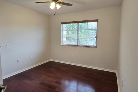 Townhouse in Homestead, Florida 3 bedrooms, 146.79 sq.m. № 2062313 - photo 12