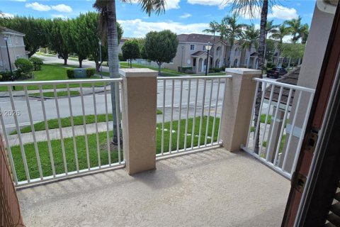Townhouse in Homestead, Florida 3 bedrooms, 146.79 sq.m. № 2062313 - photo 16