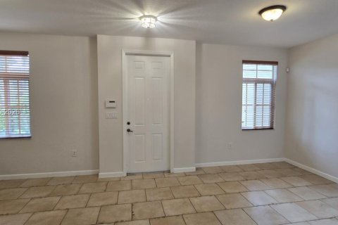 Townhouse in Homestead, Florida 3 bedrooms, 146.79 sq.m. № 2062313 - photo 6