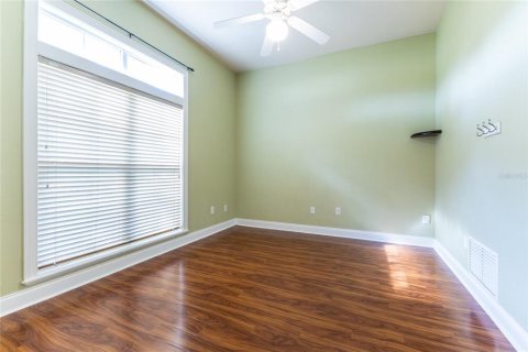 House in Gainesville, Florida 4 bedrooms, 186.55 sq.m. № 2094711 - photo 15