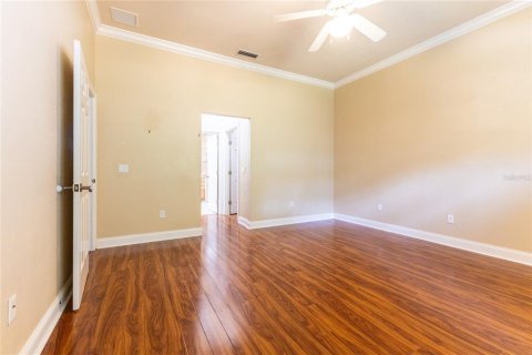 House in Gainesville, Florida 4 bedrooms, 186.55 sq.m. № 2094711 - photo 26
