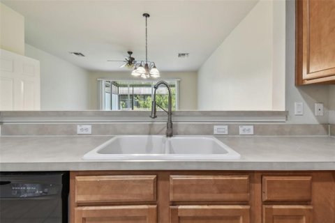 Touwnhouse à vendre à Riverview, Floride: 3 chambres, 150.69 m2 № 1643257 - photo 10
