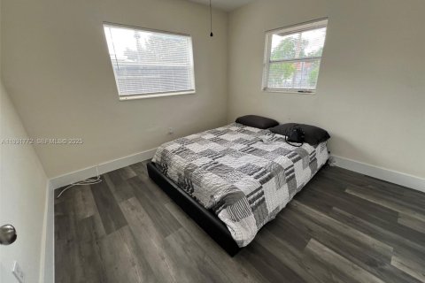 Villa ou maison à louer à Miami Gardens, Floride: 3 chambres, 121.7 m2 № 1991131 - photo 14