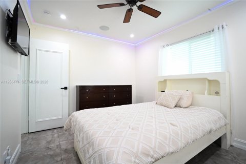 Villa ou maison à vendre à North Lauderdale, Floride: 4 chambres, 121.05 m2 № 2042405 - photo 17