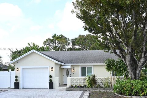 Villa ou maison à vendre à North Lauderdale, Floride: 4 chambres, 121.05 m2 № 2042405 - photo 26