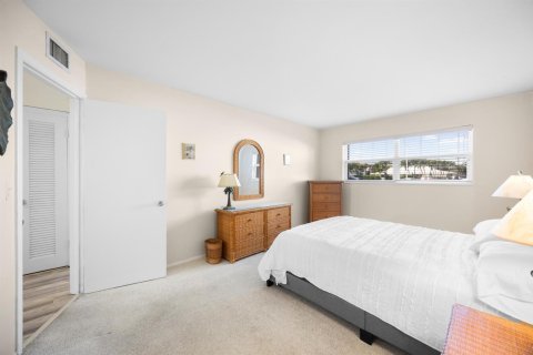 Condominio en venta en North Palm Beach, Florida, 2 dormitorios, 89.74 m2 № 2083166 - foto 27