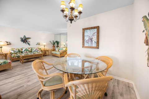 Condominio en venta en North Palm Beach, Florida, 2 dormitorios, 89.74 m2 № 2083166 - foto 18