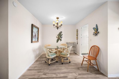 Condominio en venta en North Palm Beach, Florida, 2 dormitorios, 89.74 m2 № 2083166 - foto 14