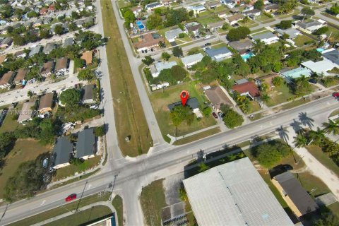 Купить виллу или дом в Хомстед, Флорида 4 спальни, 150.5м2, № 2005809 - фото 27